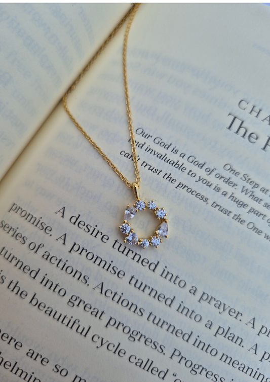 Grace Necklace | Everglow Collection